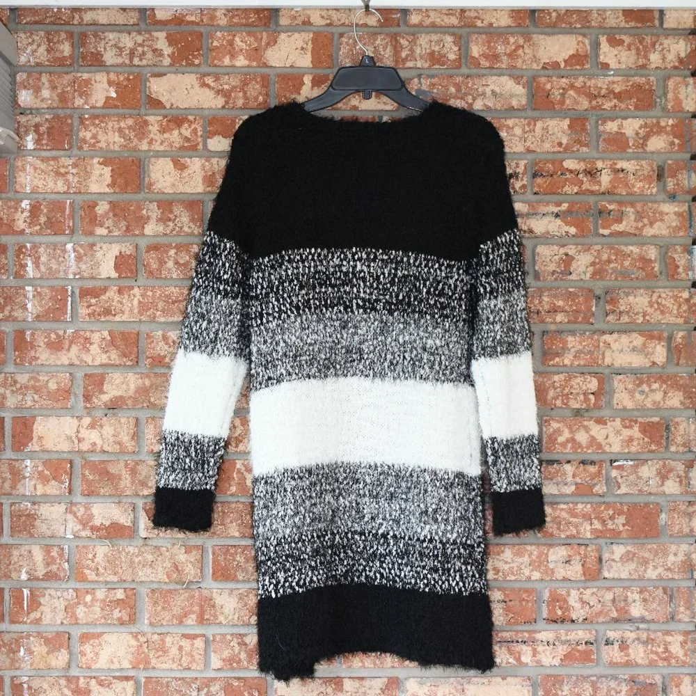 Apt. 9 Multicolored Sweater NWT - Picture 2 of 3